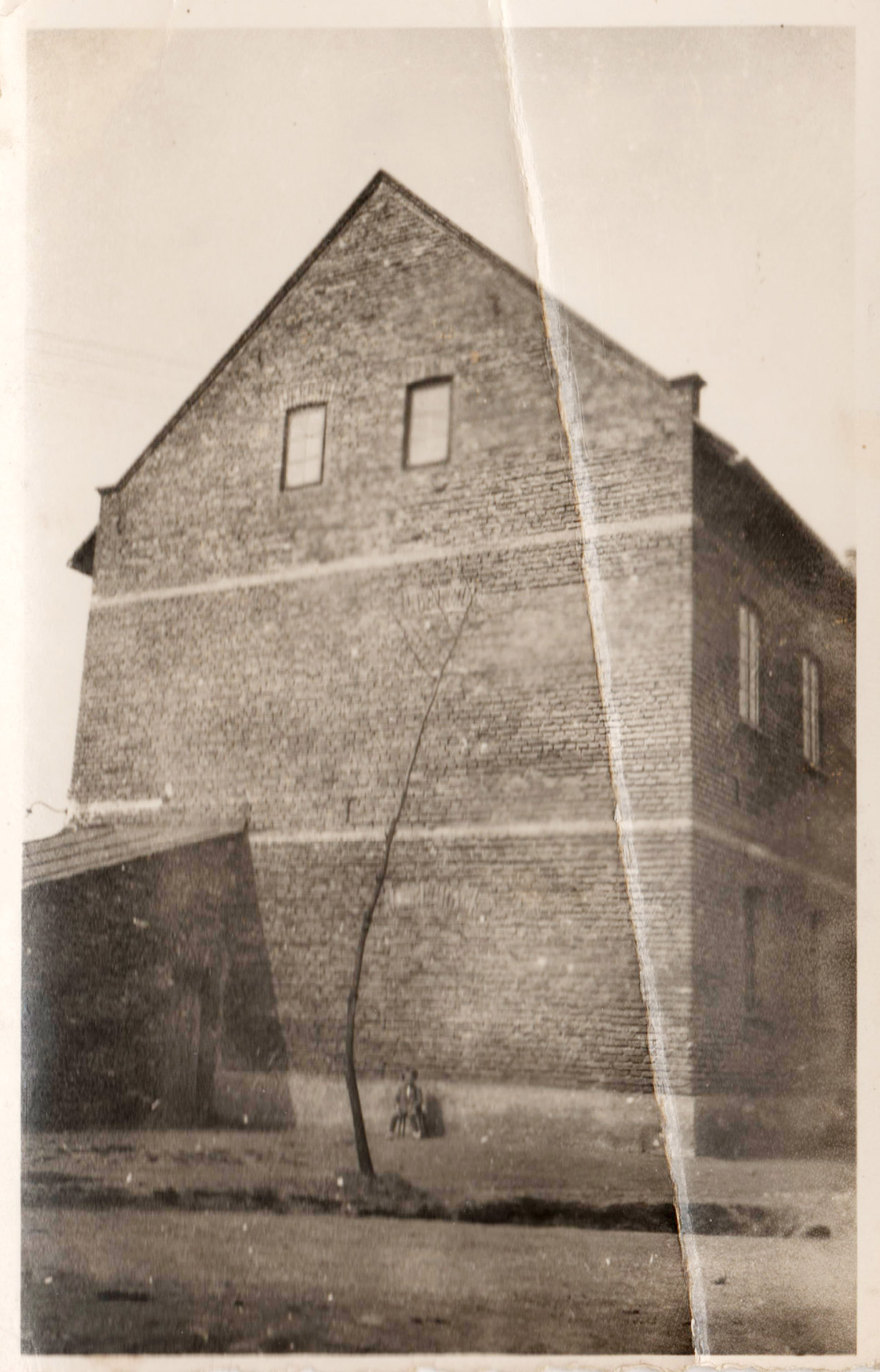 Budynek Młyna, Zabierzów, lata 40 XX wieku